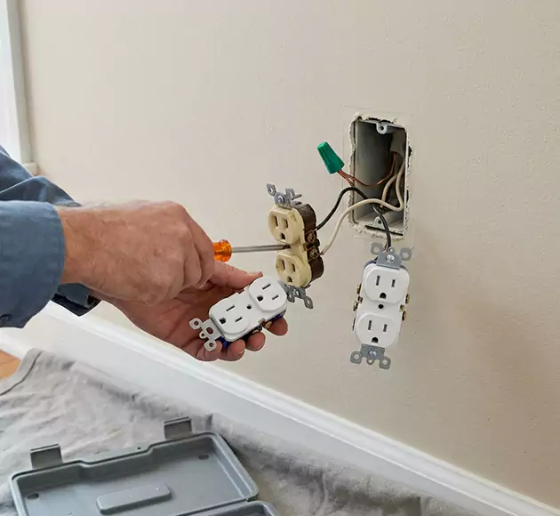 Professional Outlet Replacement: Your Local Swap-Out Team in Farmington, AR